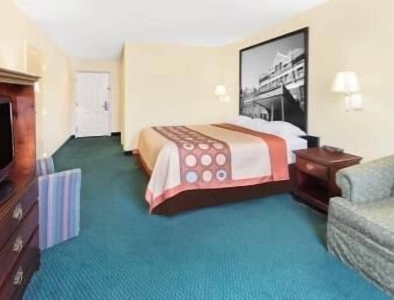 Super 8 By Wyndham Montgomery I-65 Екстериор снимка