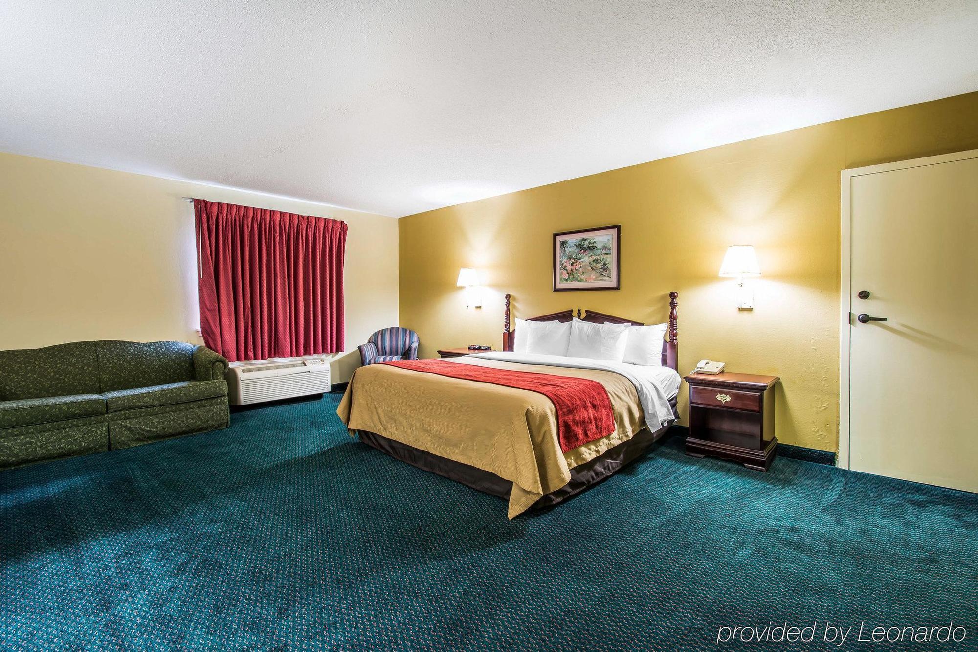Super 8 By Wyndham Montgomery I-65 Екстериор снимка